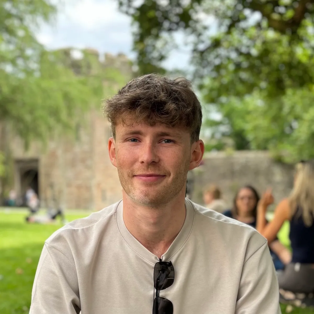 Alex Tonkins, web developer based in Bristol